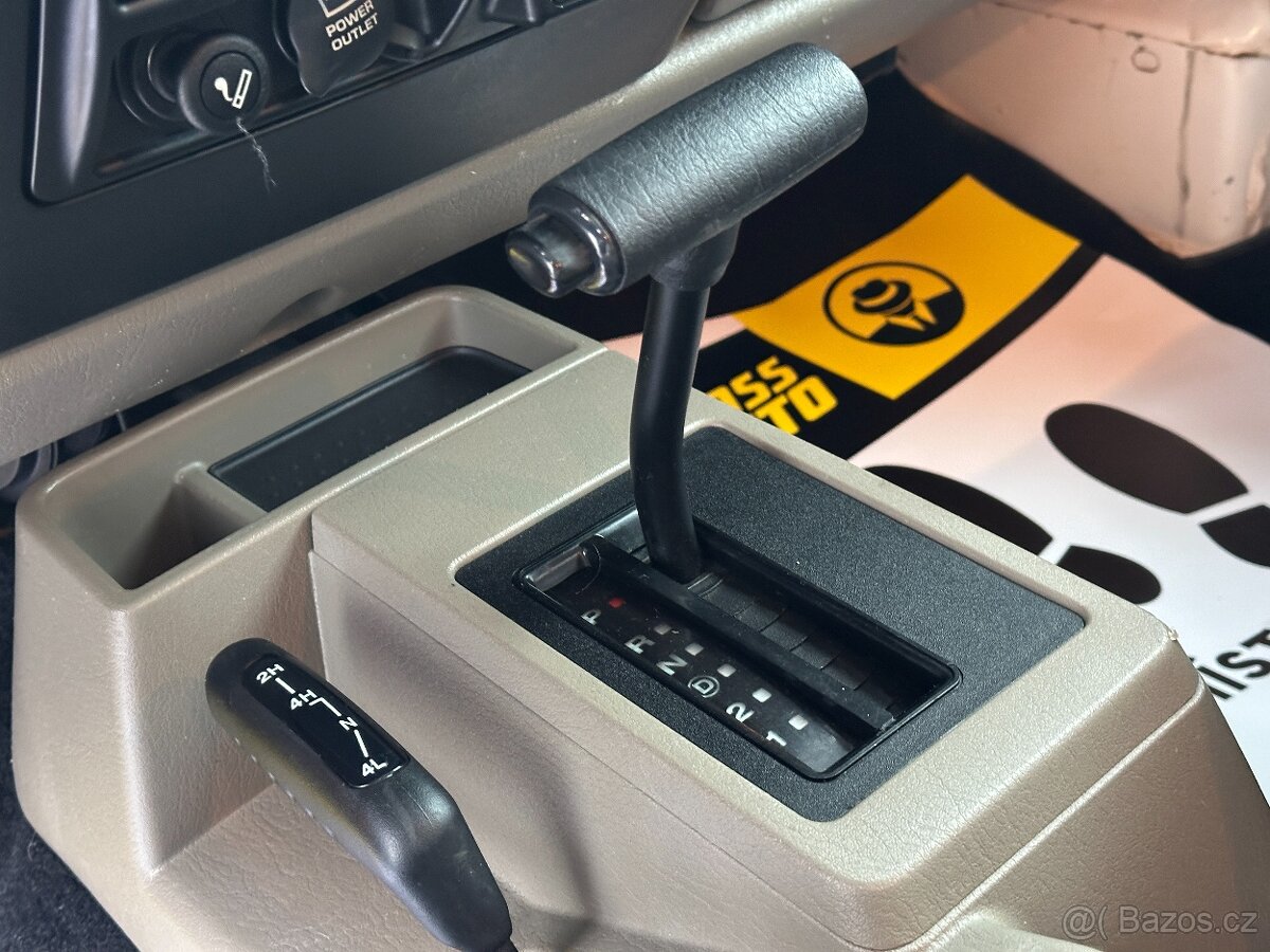 Jeep Wrangler 2005 - 13