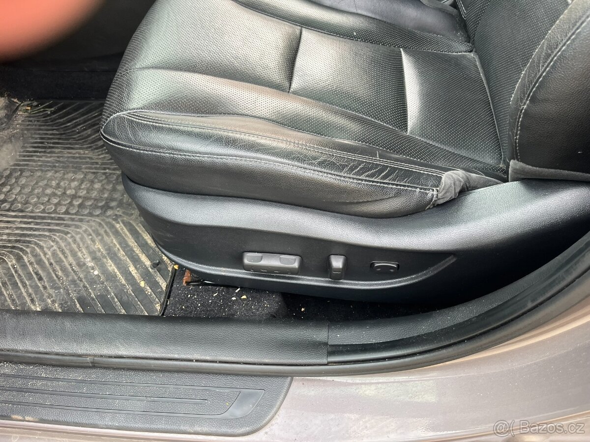 I30 Combi 1,6 CRDi - Automat - 2015 - 13