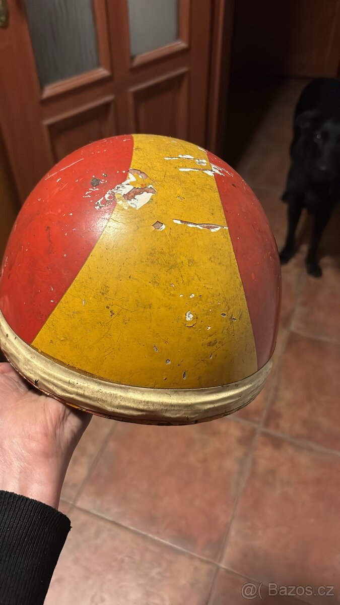 Helmy rukavice ochranné brýle - 13