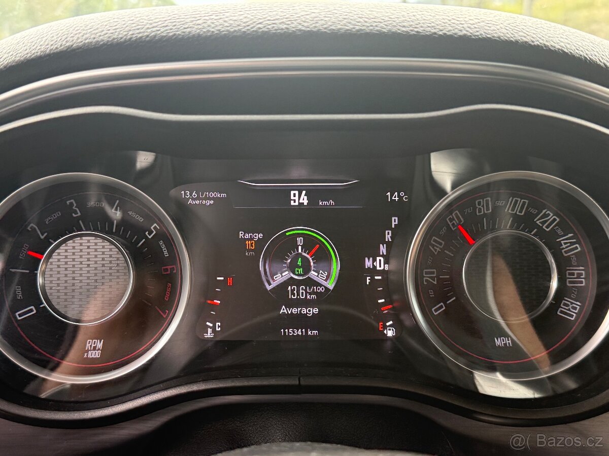 Dodge Challenger 6,4 - 13