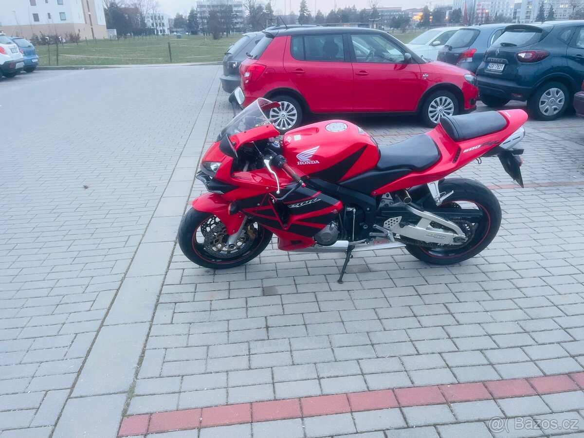 Honda cbr 600rf - 13