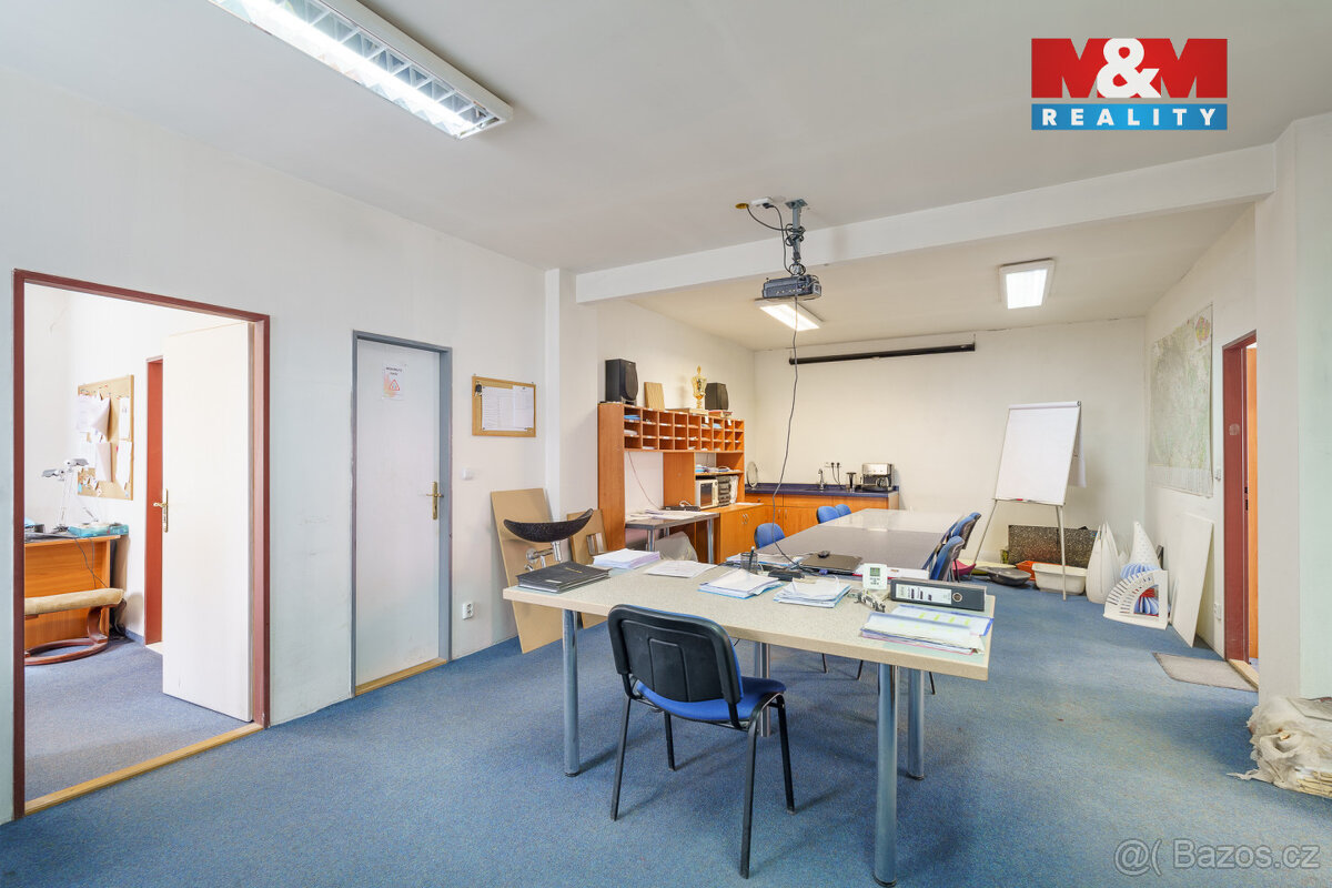 Prodej výrobního objektu, 2100 m², K. Vary, ul. Sokolovská - 13