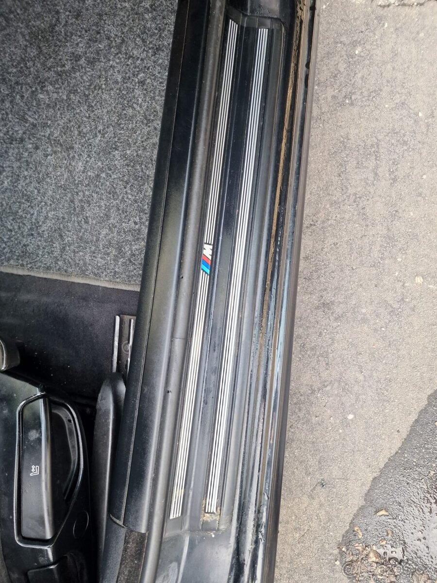 BMW 330xi Touring (E91) – xDrive – 3.0 benzín Automat Rok vý - 13