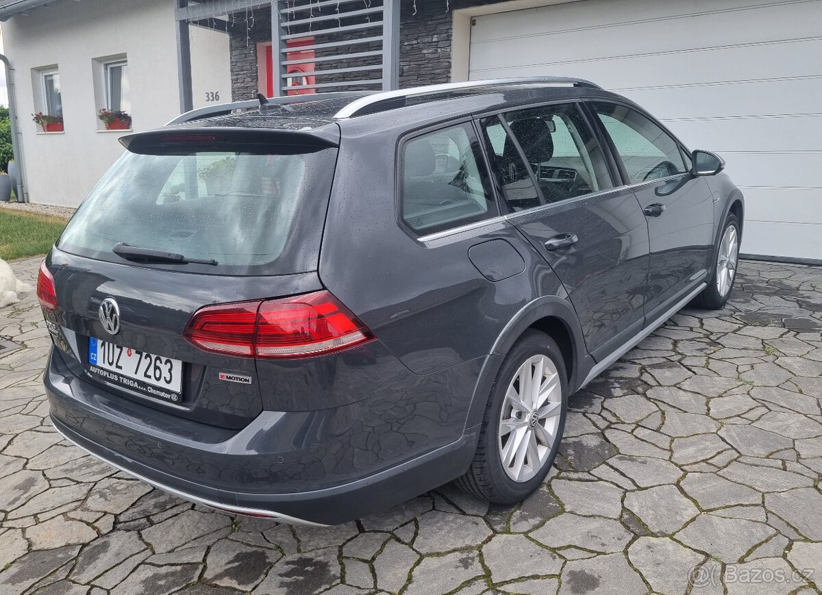 VW Golf Alltrack 2.0 TDI DSG 4Motion - 13
