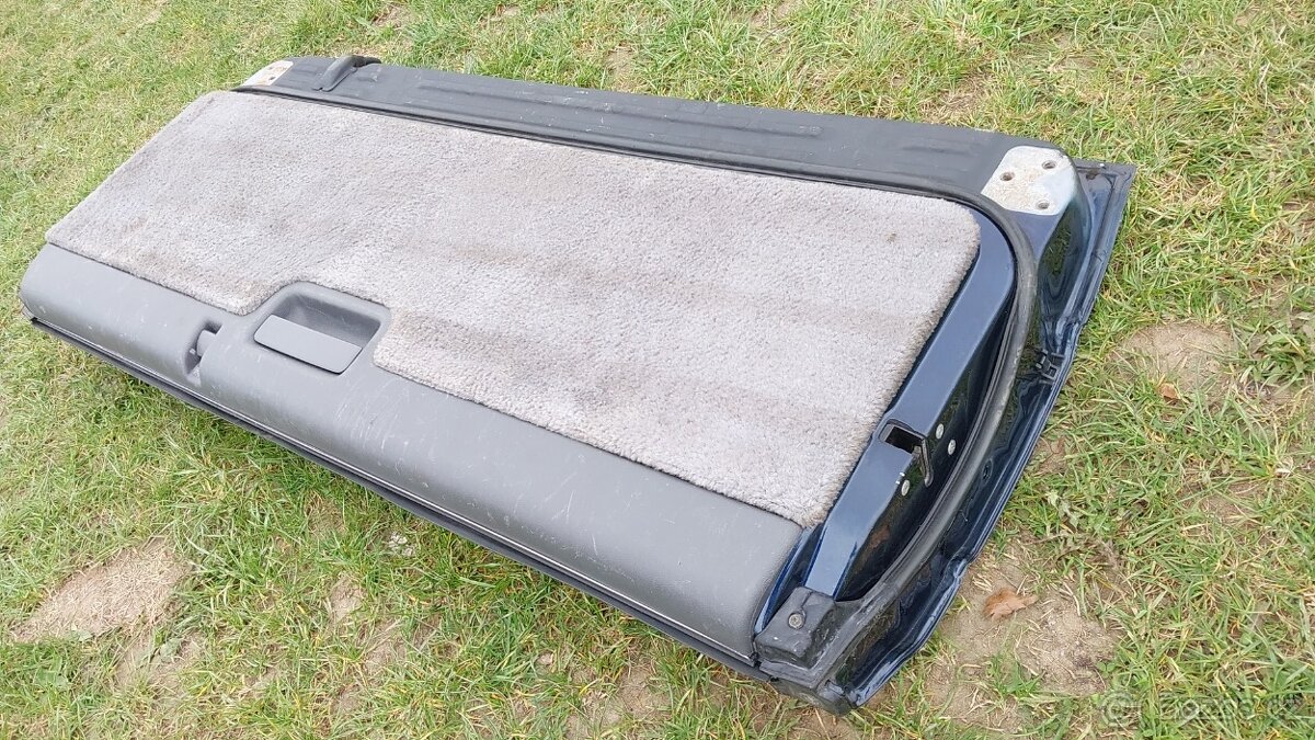 Toyota 4Runner II – Dveře kufru - 13