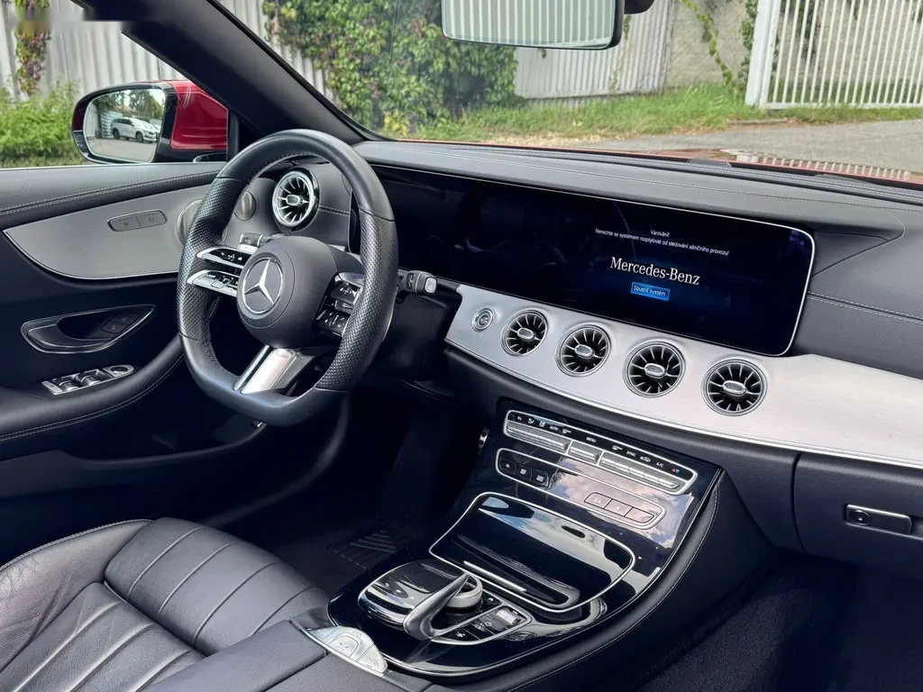 Mercedes-Benz Třídy E, 200 Cabrio - 13