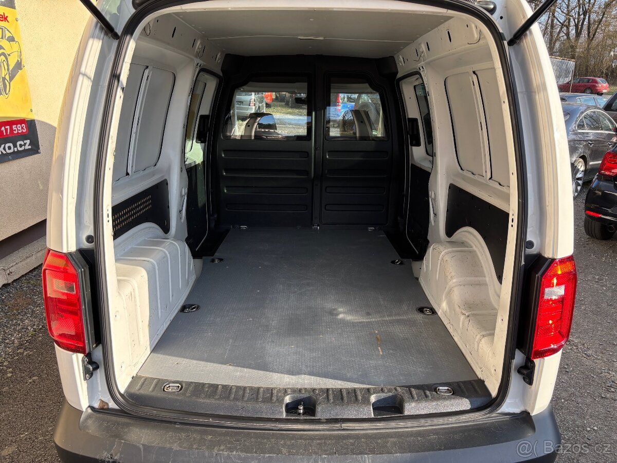 Volkswagen Caddy MAxi - ro2019,2.0TDi,nafta,tažné,digi.klima - 13