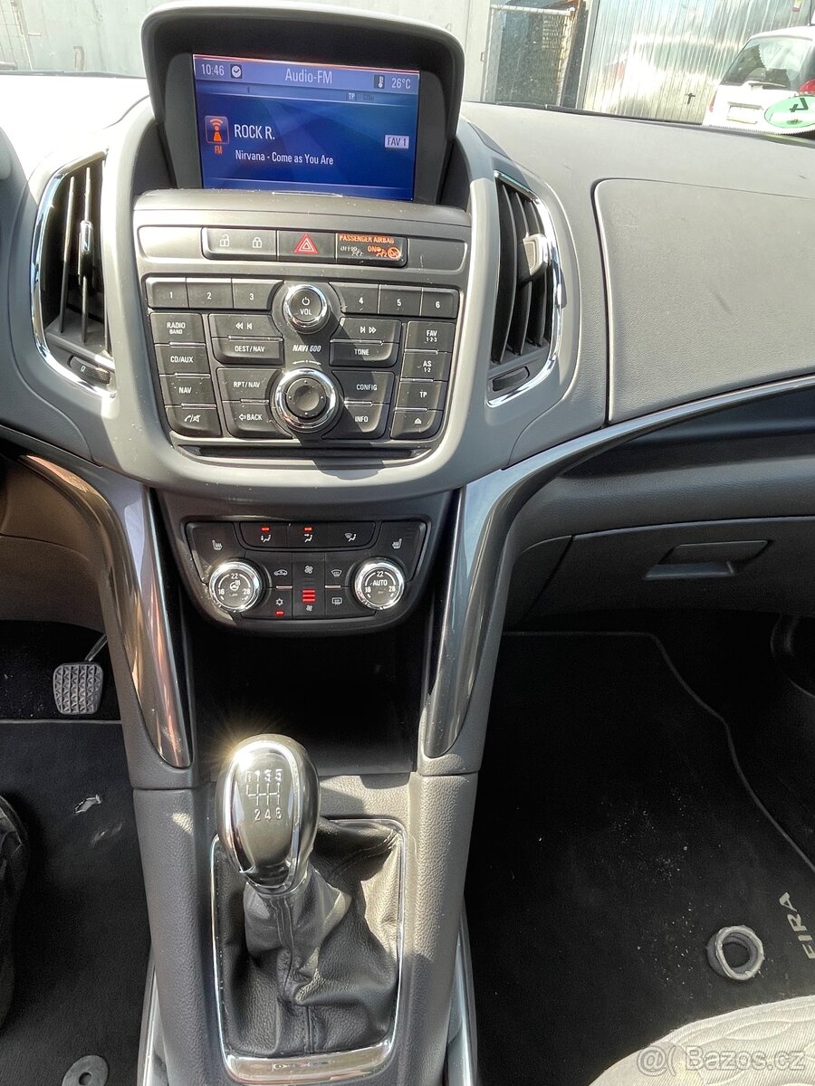 Opel Zafira - 13