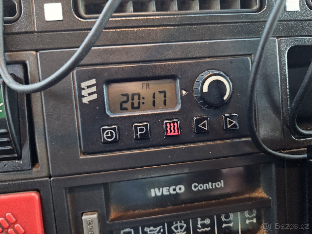 IVECO EUROTRAKKER 8X8 440PS 3S SKLÁPĚČ - 13