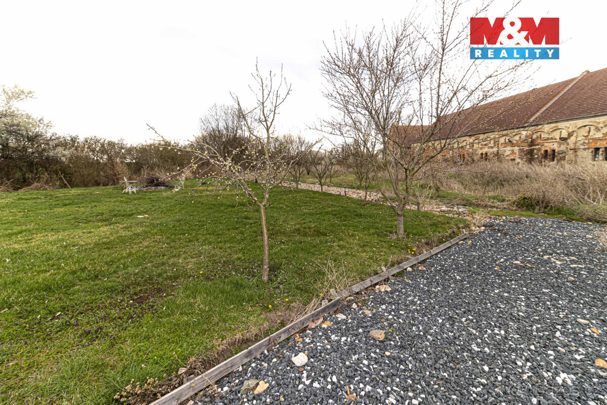 Prodej penzionu, minipivovar, 983 m², Žáky, pozemek 7857 m² - 13