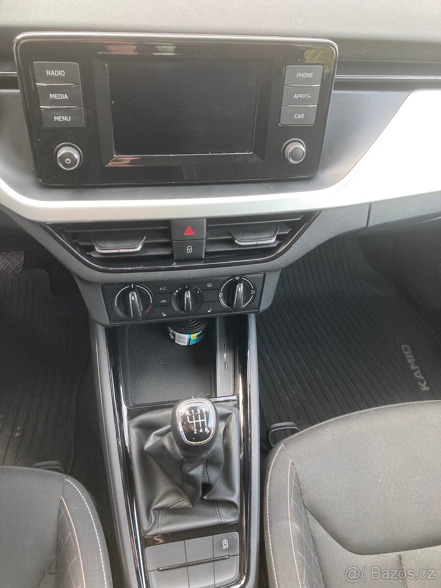 Škoda Kamiq 1,0 TSI 81kw - najeto 23tis km - 13
