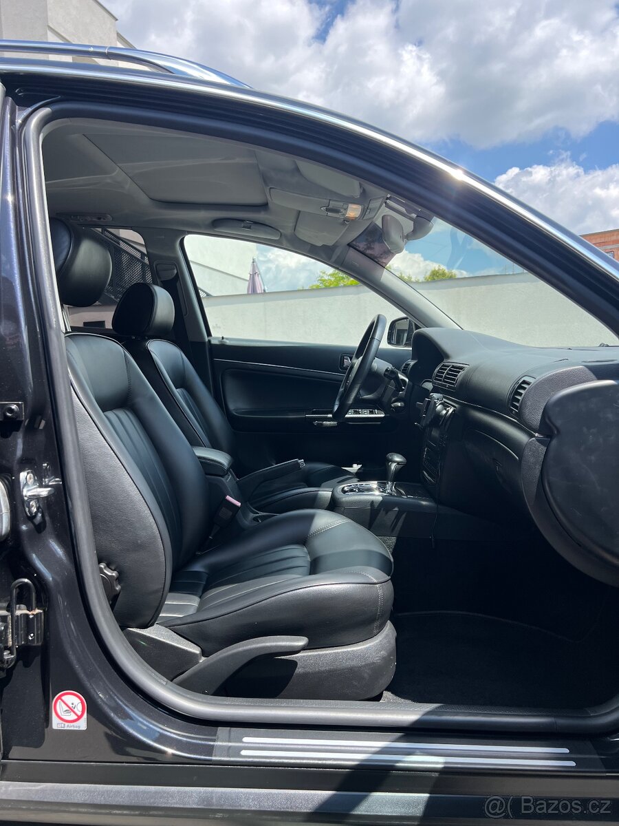 Volkswagen Passat 4.0 W8 4Motion - 13