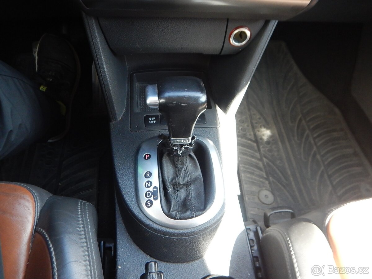 VW TOURAN 2.0 TDI, AUTOMAT, CROSS - 13