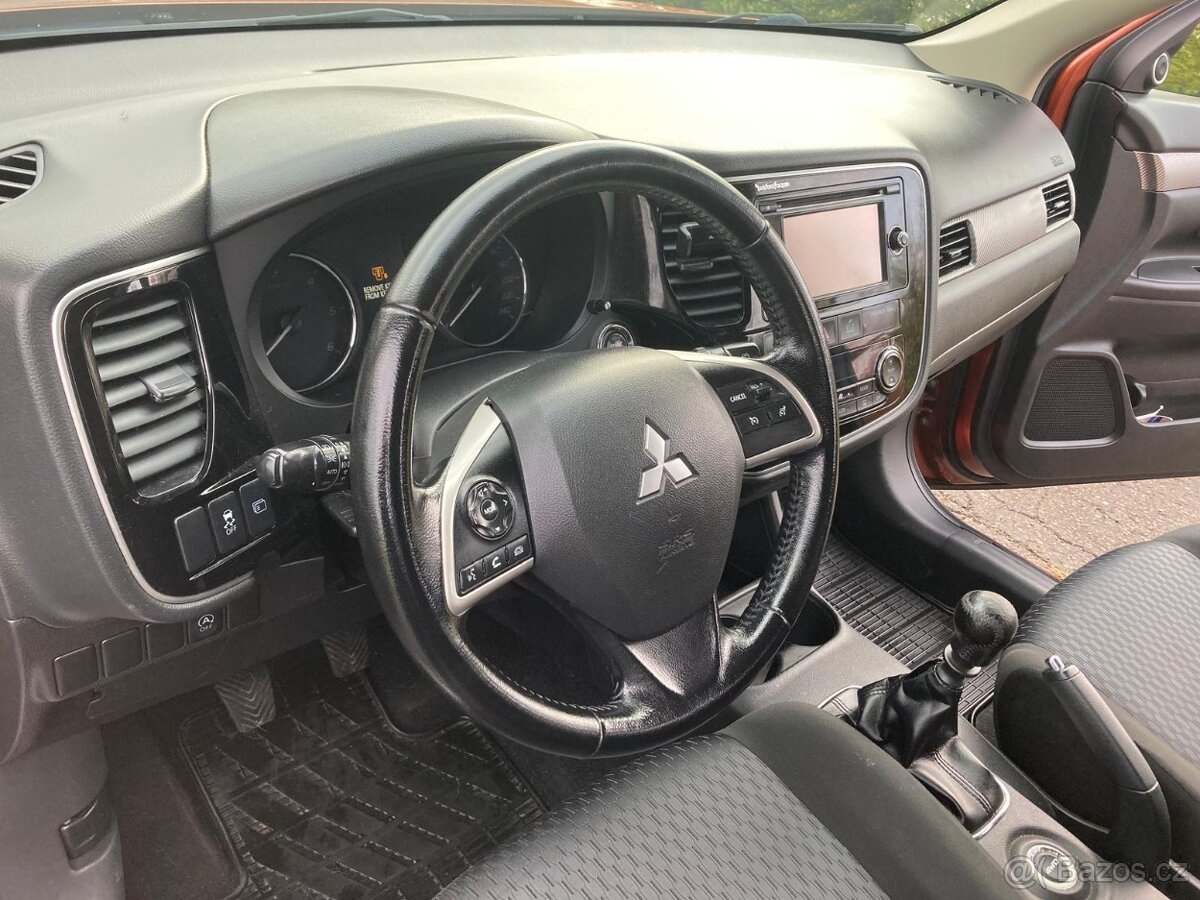 Mitsubishi Outlander, 2.2 TDI 4x4 - 13