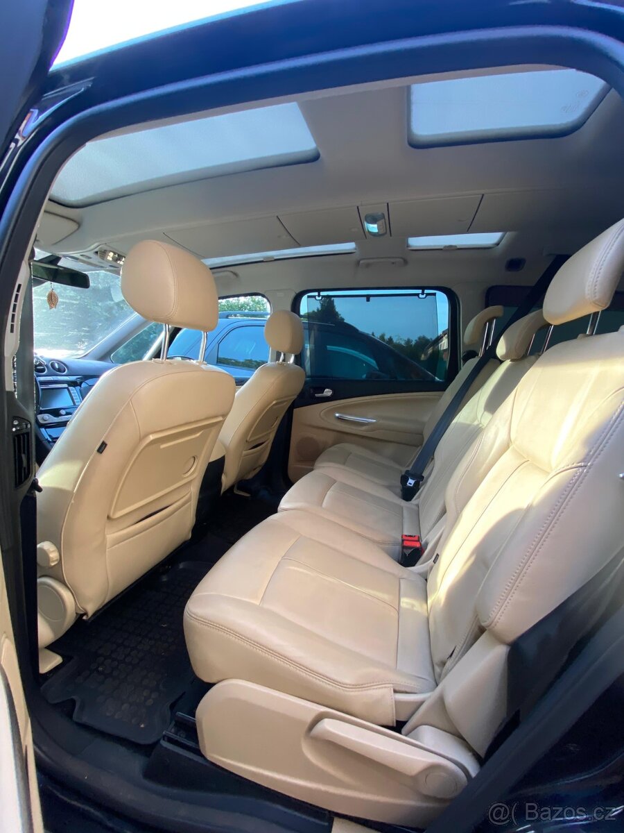 Ford Galaxy 2.0 EcoBoost 149kW – 7 míst - 13