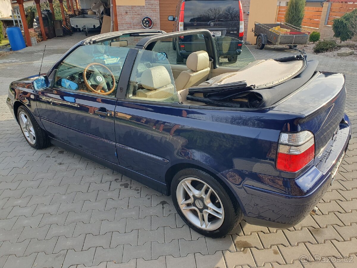 VW Golf 3,5 cabrio 1.6 74kW - 13