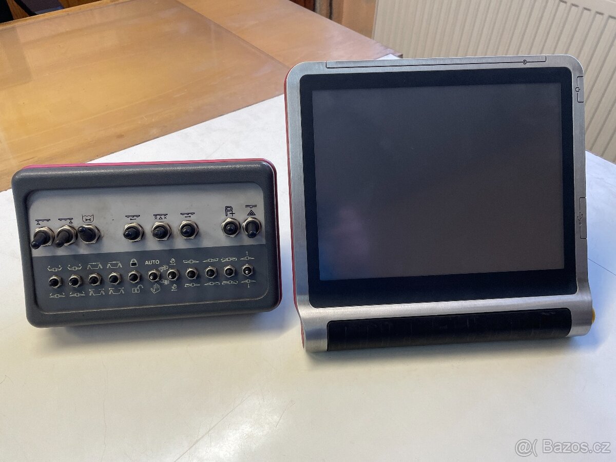 Prodáme tažený postřikovač KVERNELAND - 13