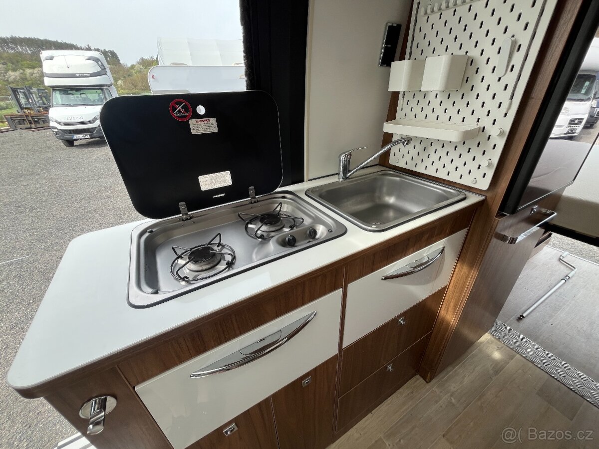 Obytné auto Pilote 2018, markýza, Truma, držák kol - 13