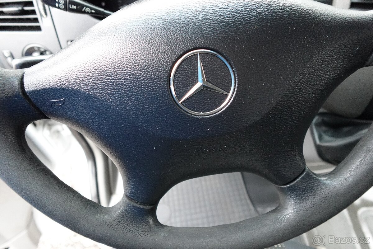 MB SPRINTER 513 DVOJKABINA 7 MÍST SKLÁPĚČ + HYDRAULICKÁ RUKA - 13