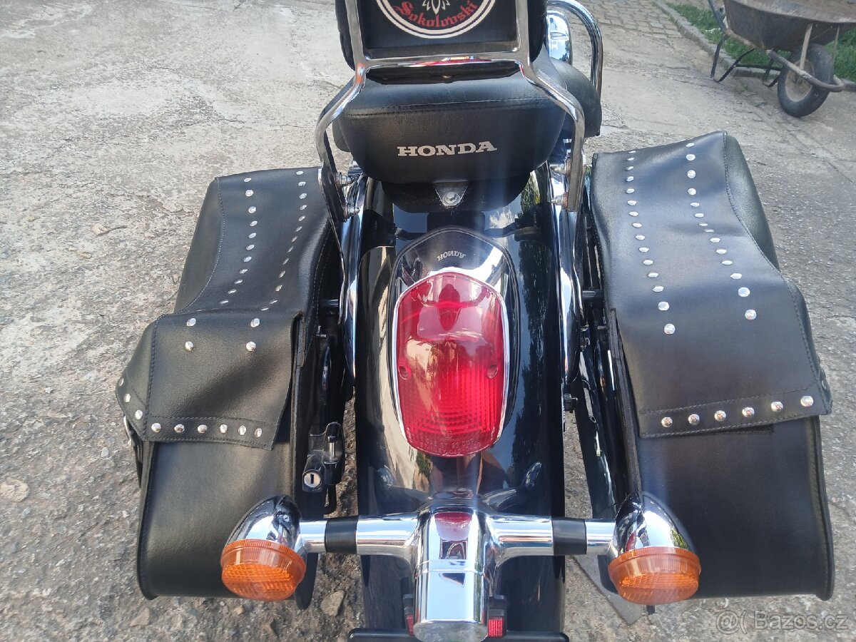 HONDA SHADOW 750 - 13