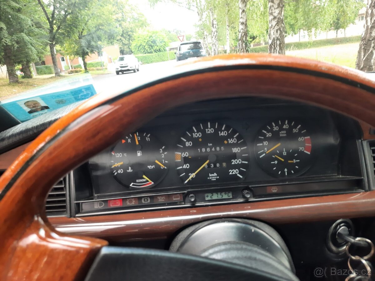 Mercedes 190E 2.0.i. manuál - 13