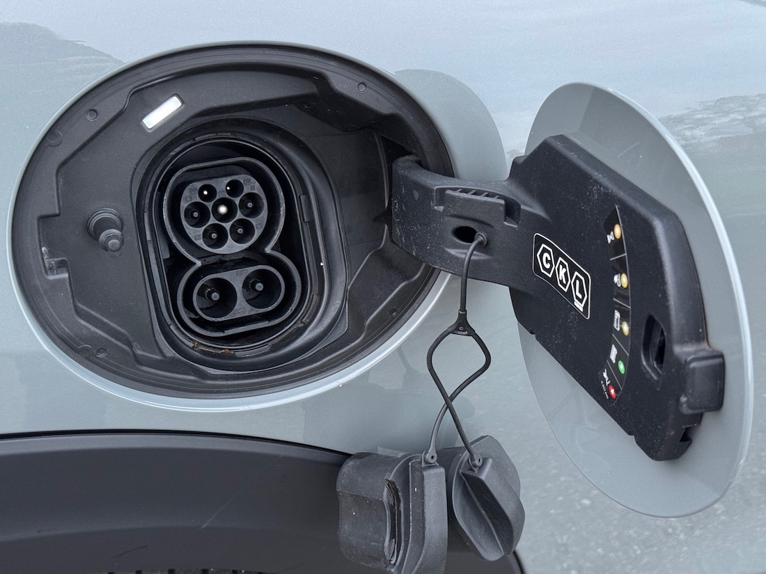 Mini Cooper SE ELEKTROMOBIL / SoH 100% / top výbava / DPH - 13