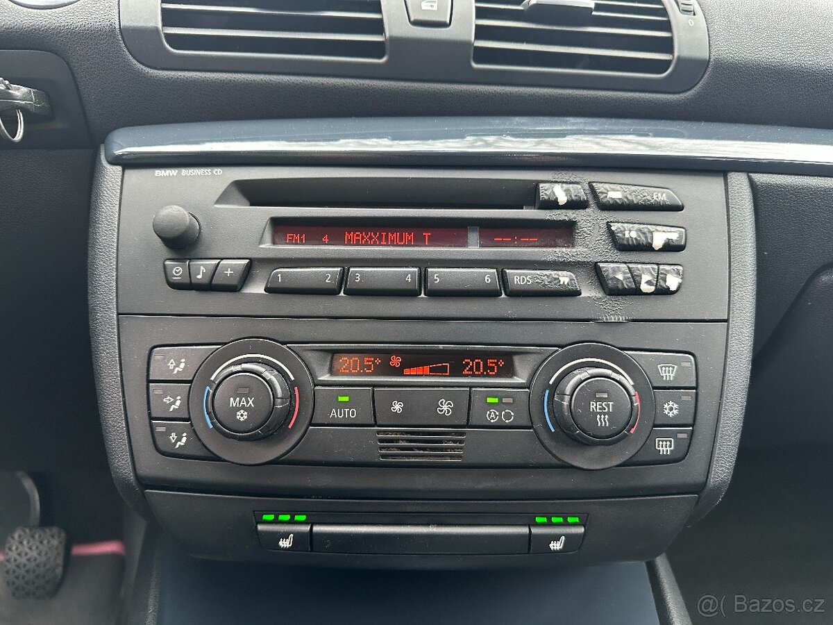 BMW Řada 1 1,6 116i Výhřev, 2.zónová klima - 13