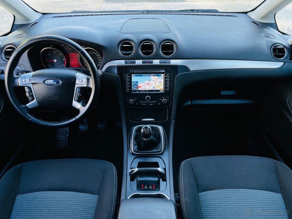Ford Galaxy 2.0TDCi MANUÁL VÝHŘEV 7 MÍST KAMERA SENZORY - 13