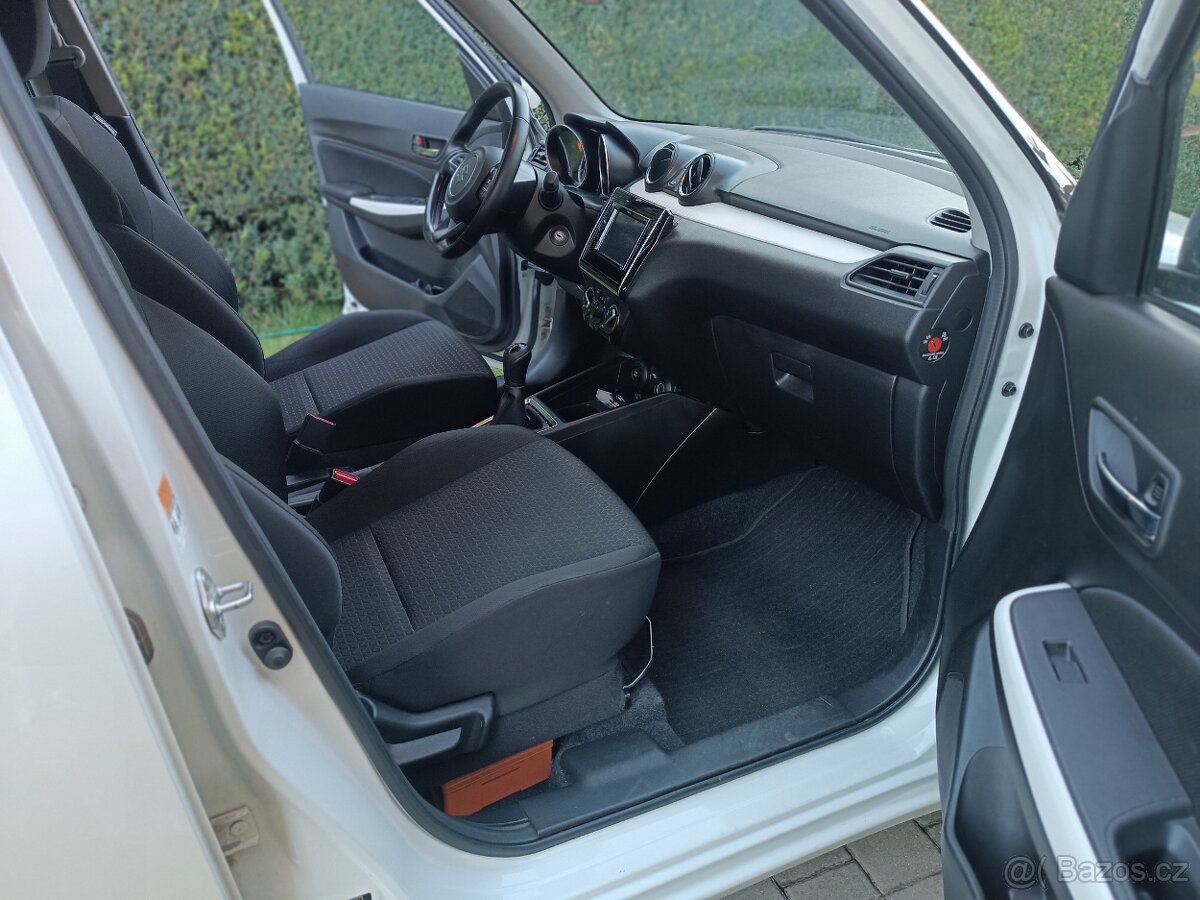 Suzuki Swift, HYBRID, SLEVA 10000,- - 13