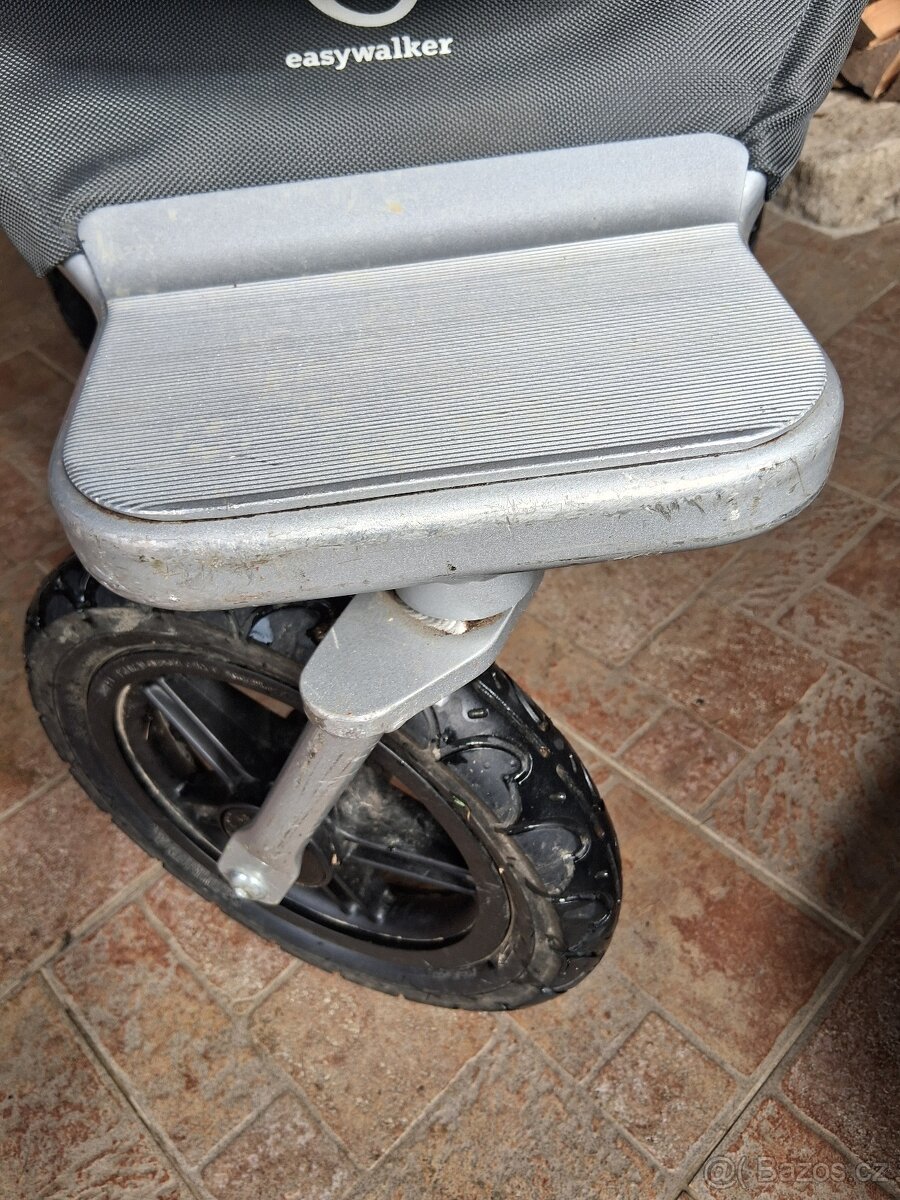 Prodám kočárek easy walker sky - 13