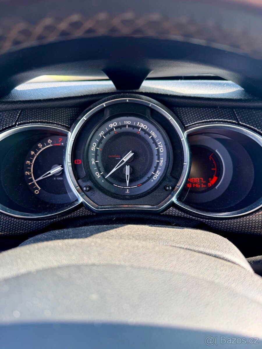 Citroën ds3 sport - 13