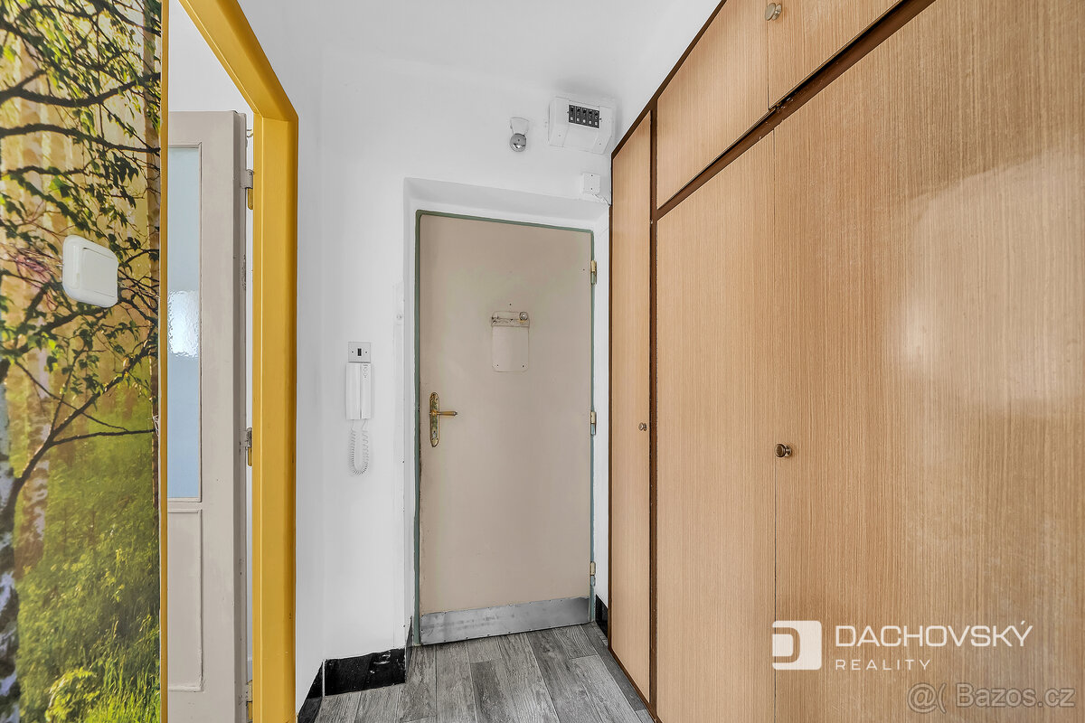 Prodej bytu 2+1 53 m² - 13