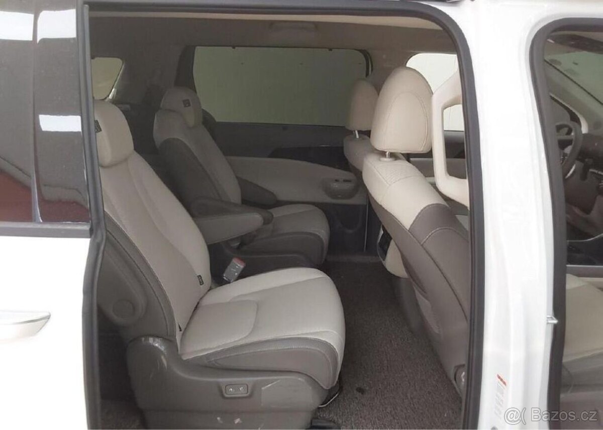 Kia Carnival 1.6-HEV-9MÍST-NA CESTĚ - 13