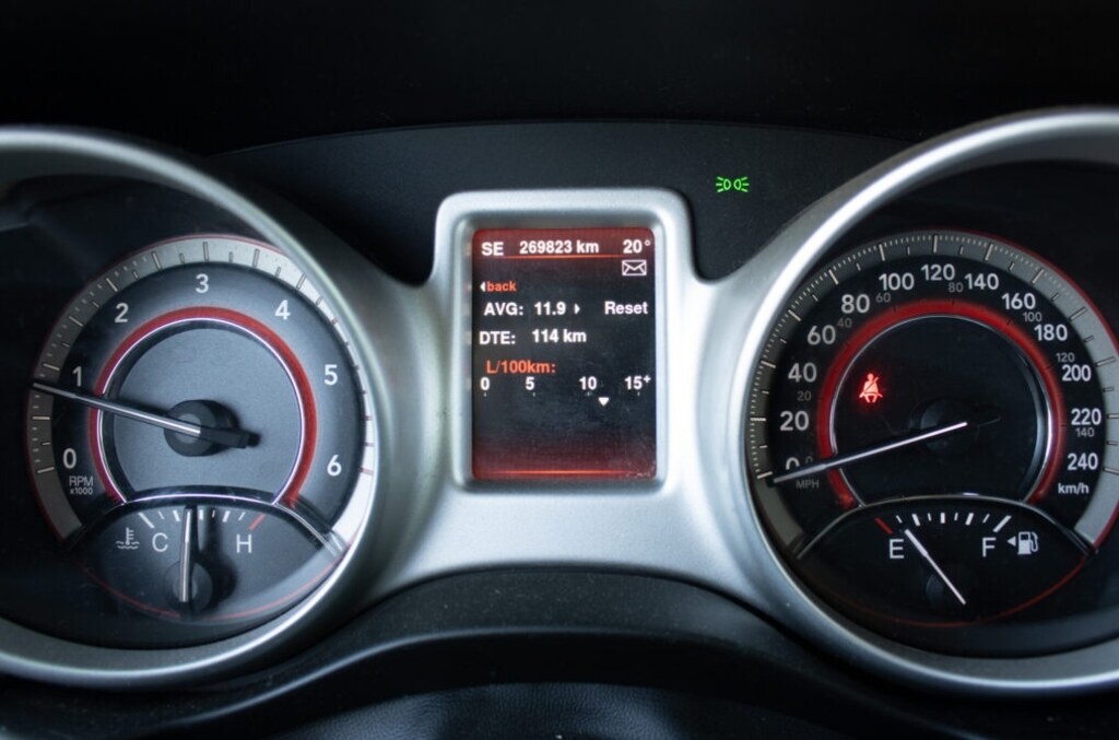 Fiat Freemont z roku 2014 - 13