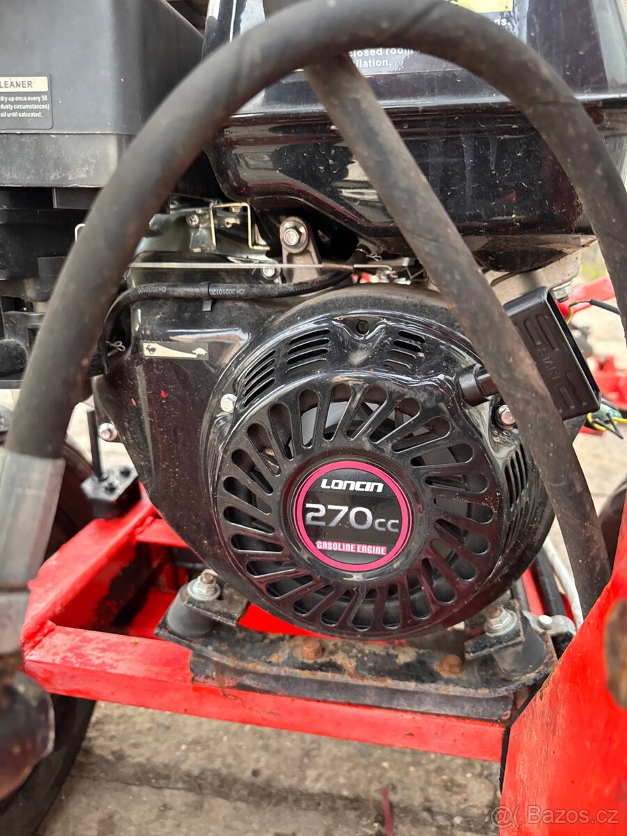 Minibagr Ryan R600 - 13