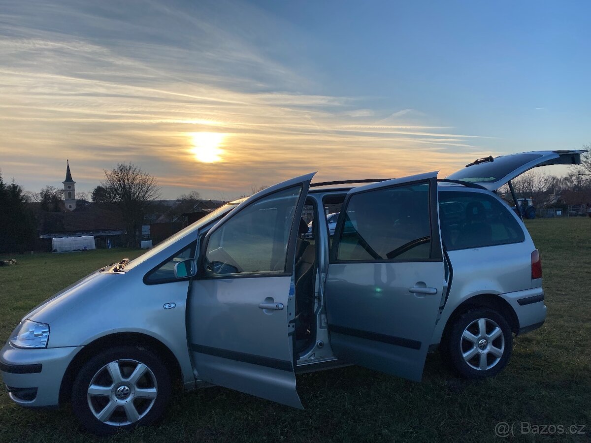 VW Sharan 7 míst 1.9 TDI 96 KW - 13