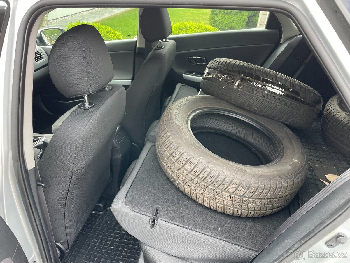 KIa Ceed 1,6 GRDi 100kW - 13