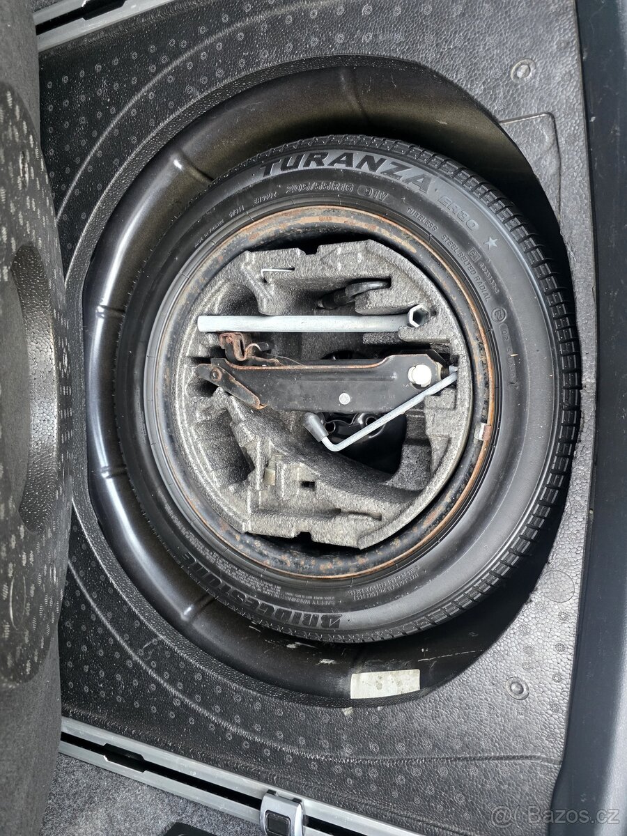 Škoda Superb II 2.0 TDi 103 KW CR-2011-velký servis-227 TKM - 13