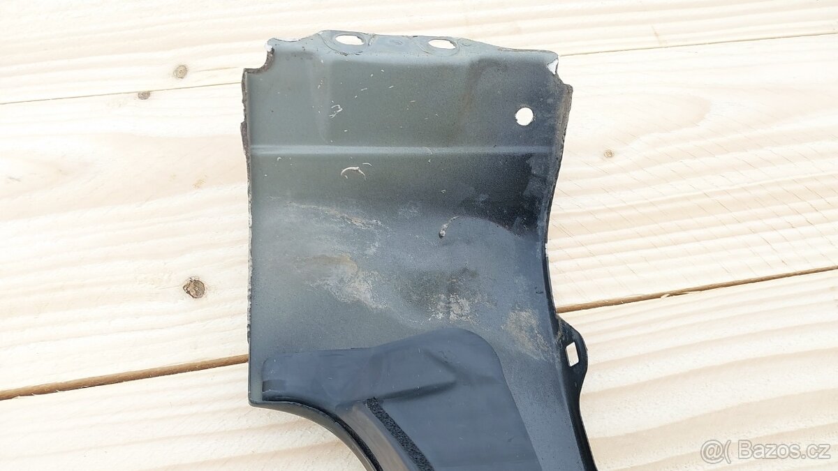 HYUNDAI i20 Blatník PP černý - 13