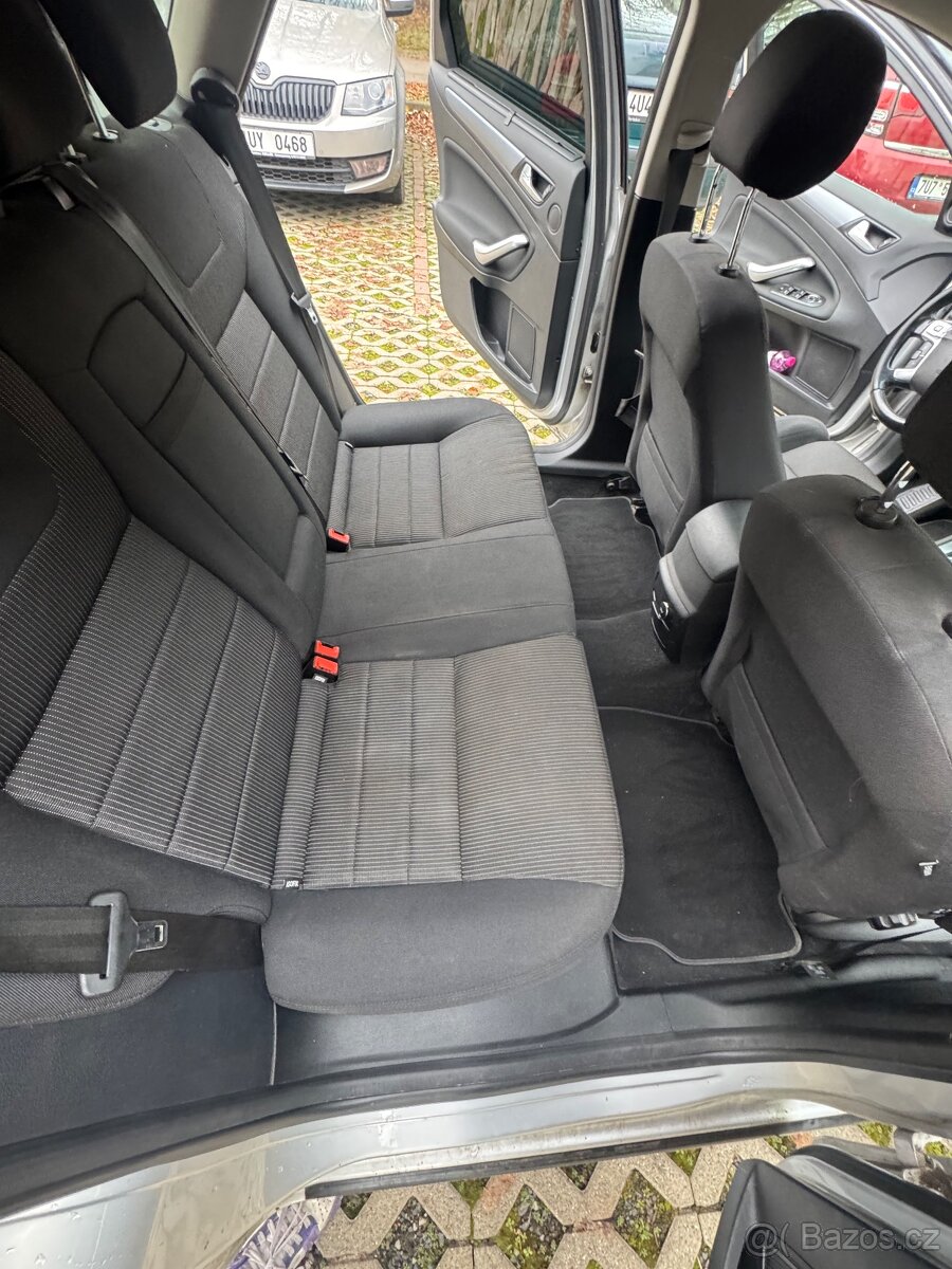 Ford Mondeo mk4 - 13