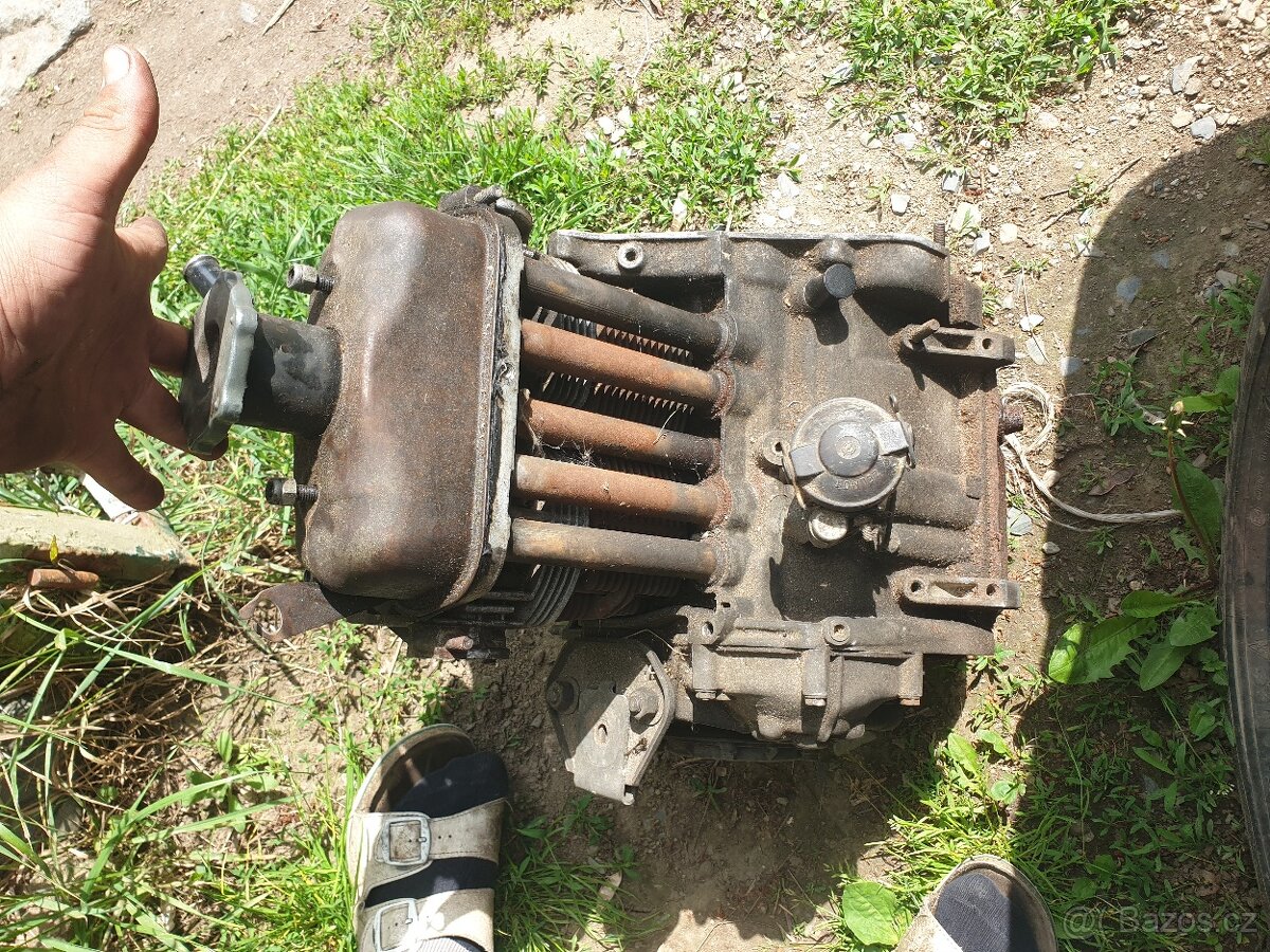 Fiat 126 p Maluch - motor a díly - 13