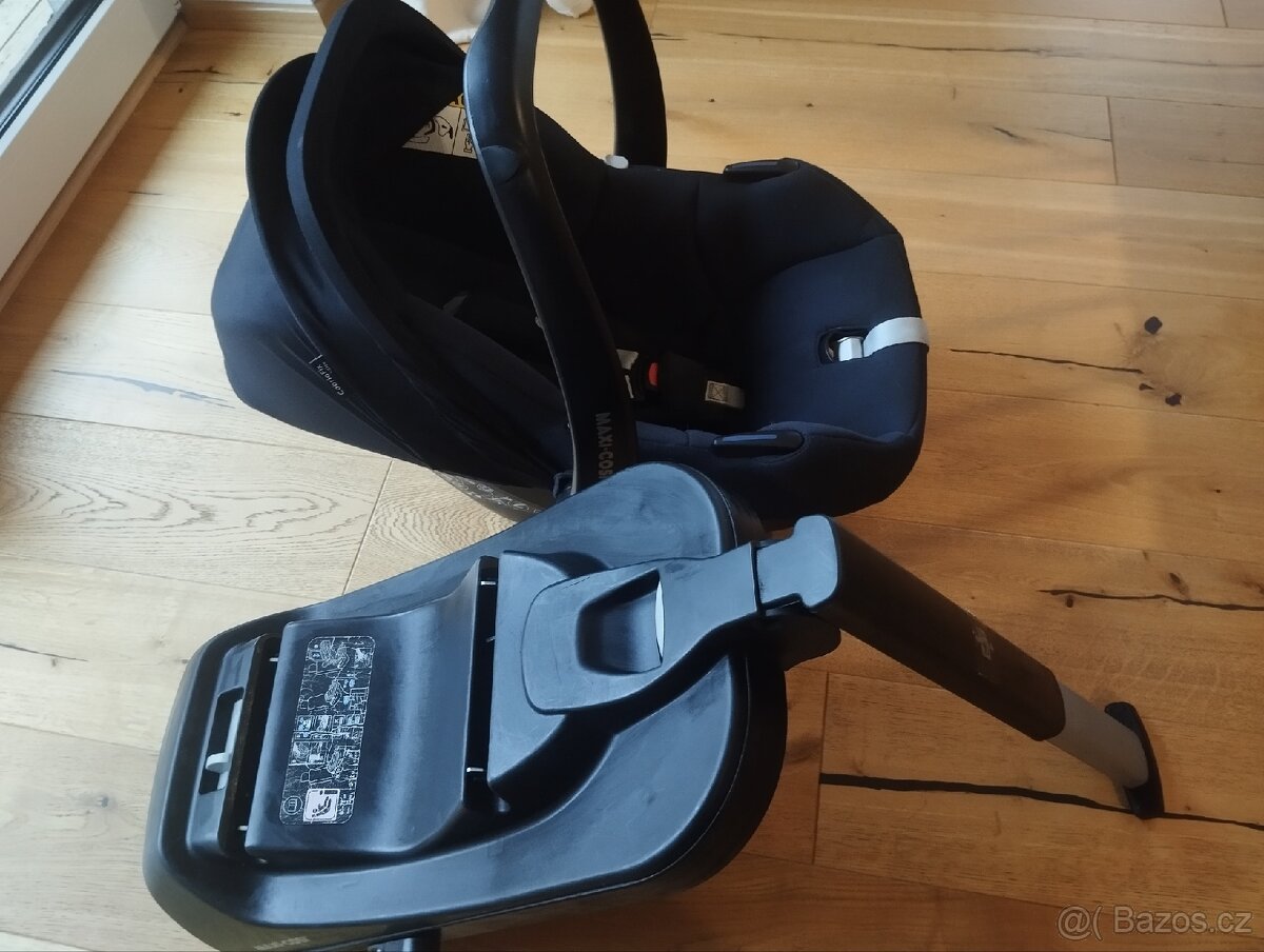 Maxi Cosi autosedačka Cabrio Fix i-Size + základna - 13