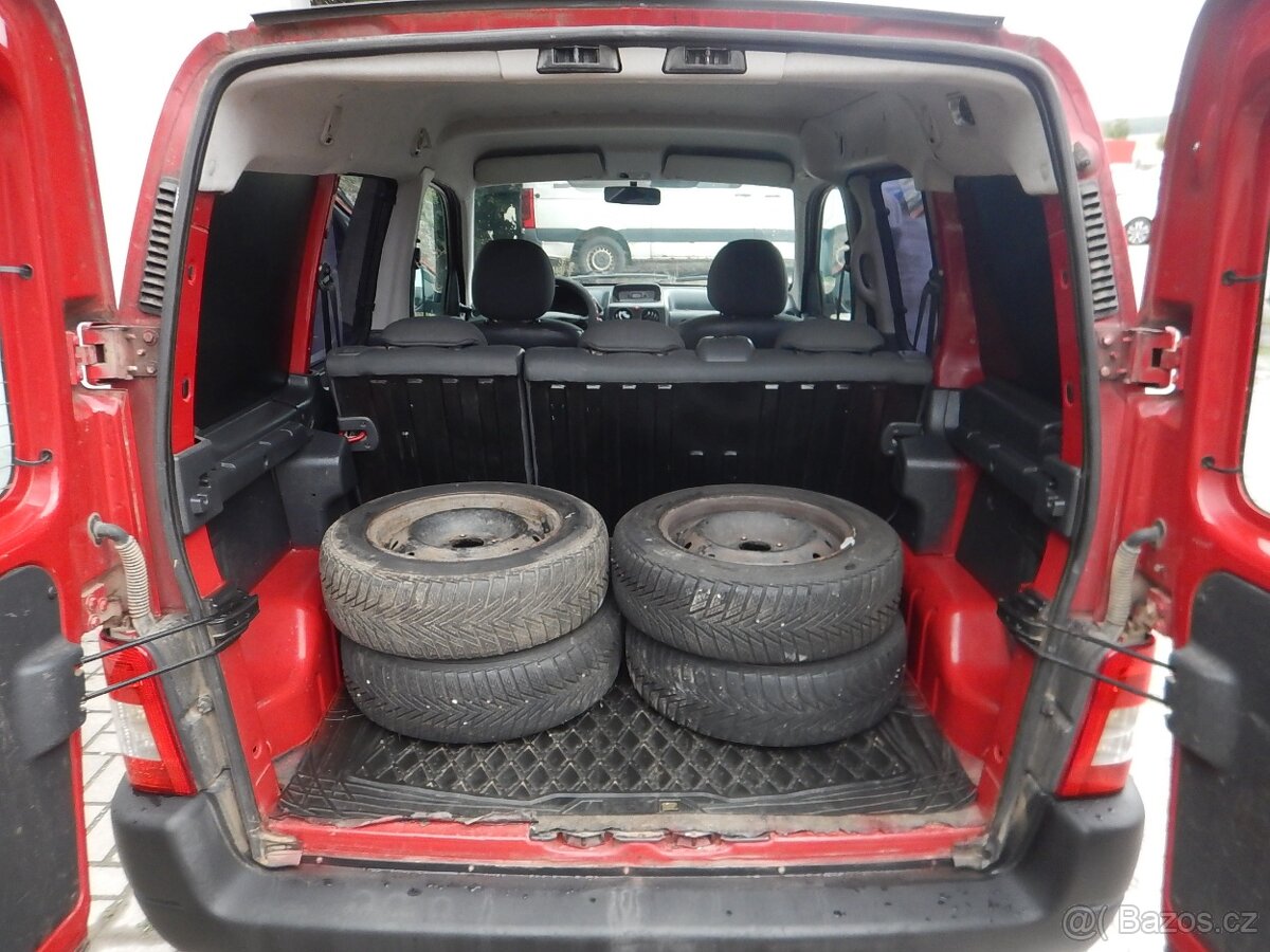 CITROËN Berlingo 1.4i, TAŽNÉ - 13