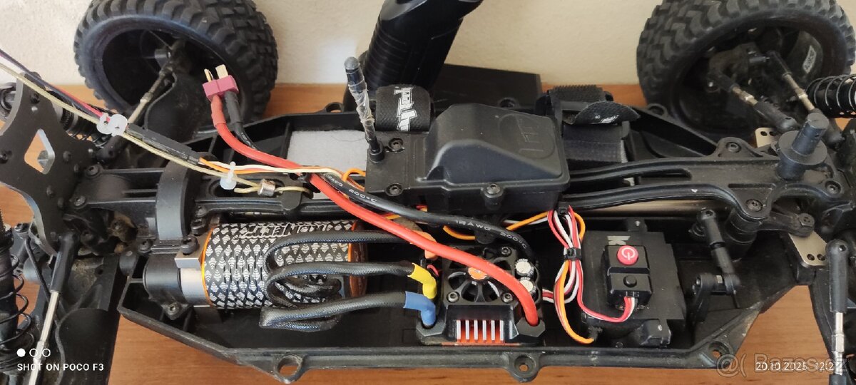 RC Buggy. Písečná bugina DB8SL velikost 1:8. - 13