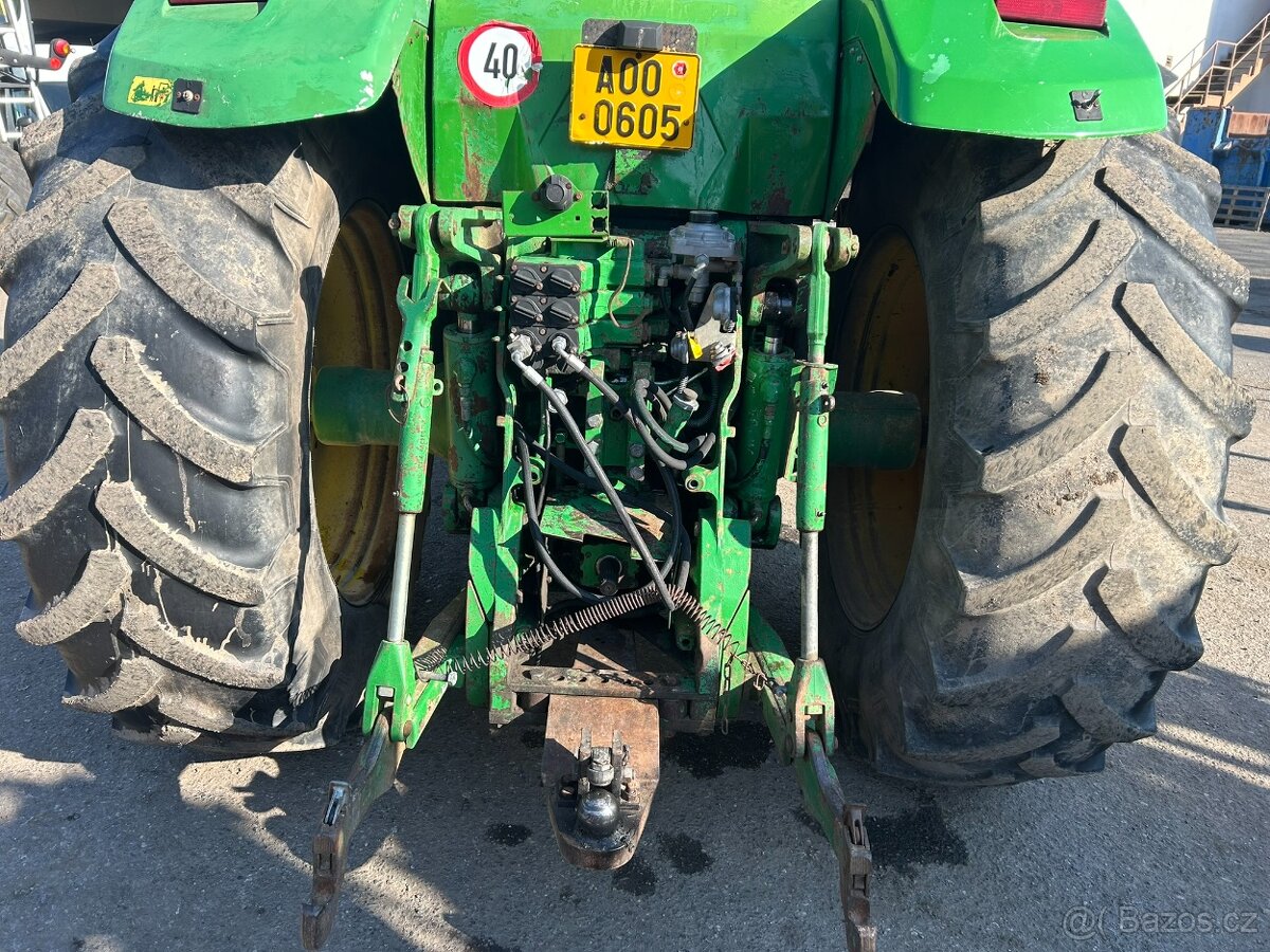 John Deere 8200 - 13