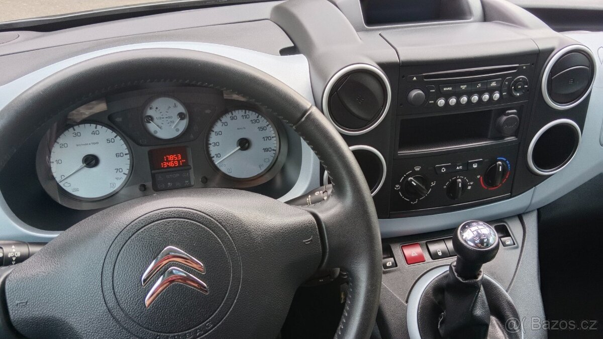 Citroën Berlingo 1.6 i panorama - 13