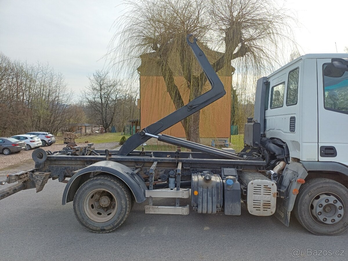 IVECO EUROCARGO ML 90E18 hákový nosič kontejnerů - 13