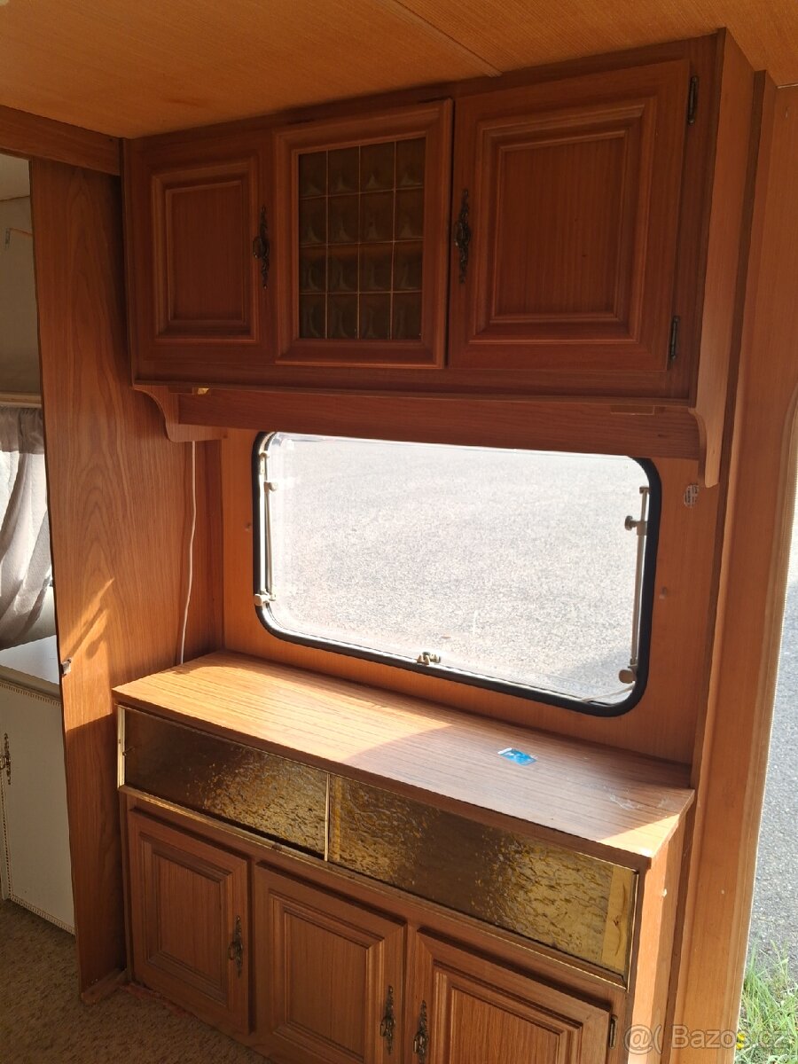 Prodám dvouosý karavan weippert - 13