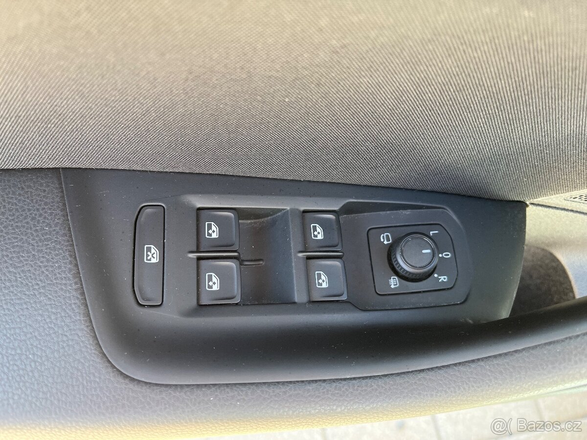 VW Passat b8 1.8 TSi Comfortline 1.Majitel - 13