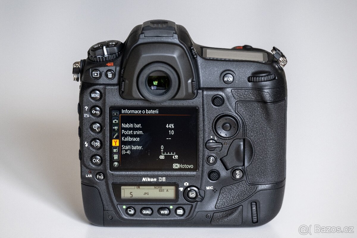 NIKON D5 - camerashuttercount 44003 - 13